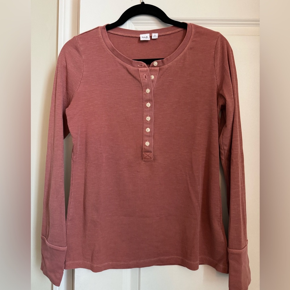 GAP Buttoned Henley Top